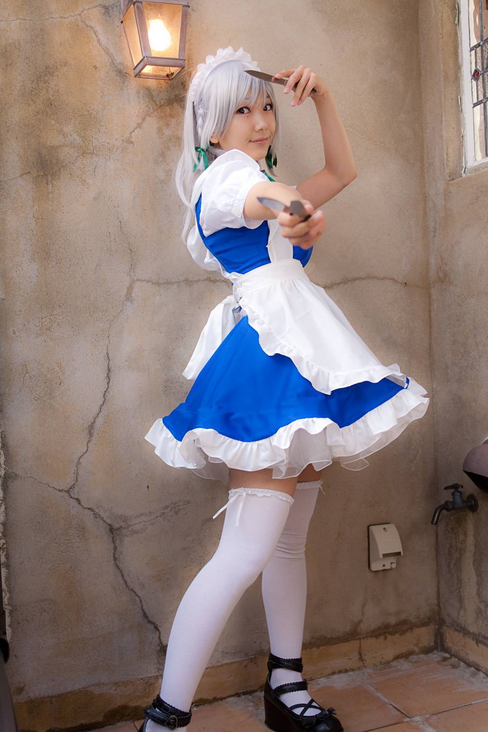 cosplay美女套图 c77 Sakuya Izayoi　白丝假发扮相(1)